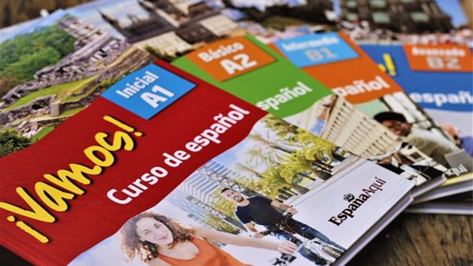 http://www.espanaaqui.com.br/pdf/janeiro%202021/sem%20nome.%20%20colecao.jpg